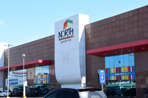 COMPRAS: Centro de Compras segue com campanha de natal até 05 de janeiro com sorteio agendado para o dia 06 A direção do North Shopping Barretos divulgou o nome das mulheres que serão homenageadas em 2025 com o Troféu Mulher North Shopping Barretos, edição de 2025.