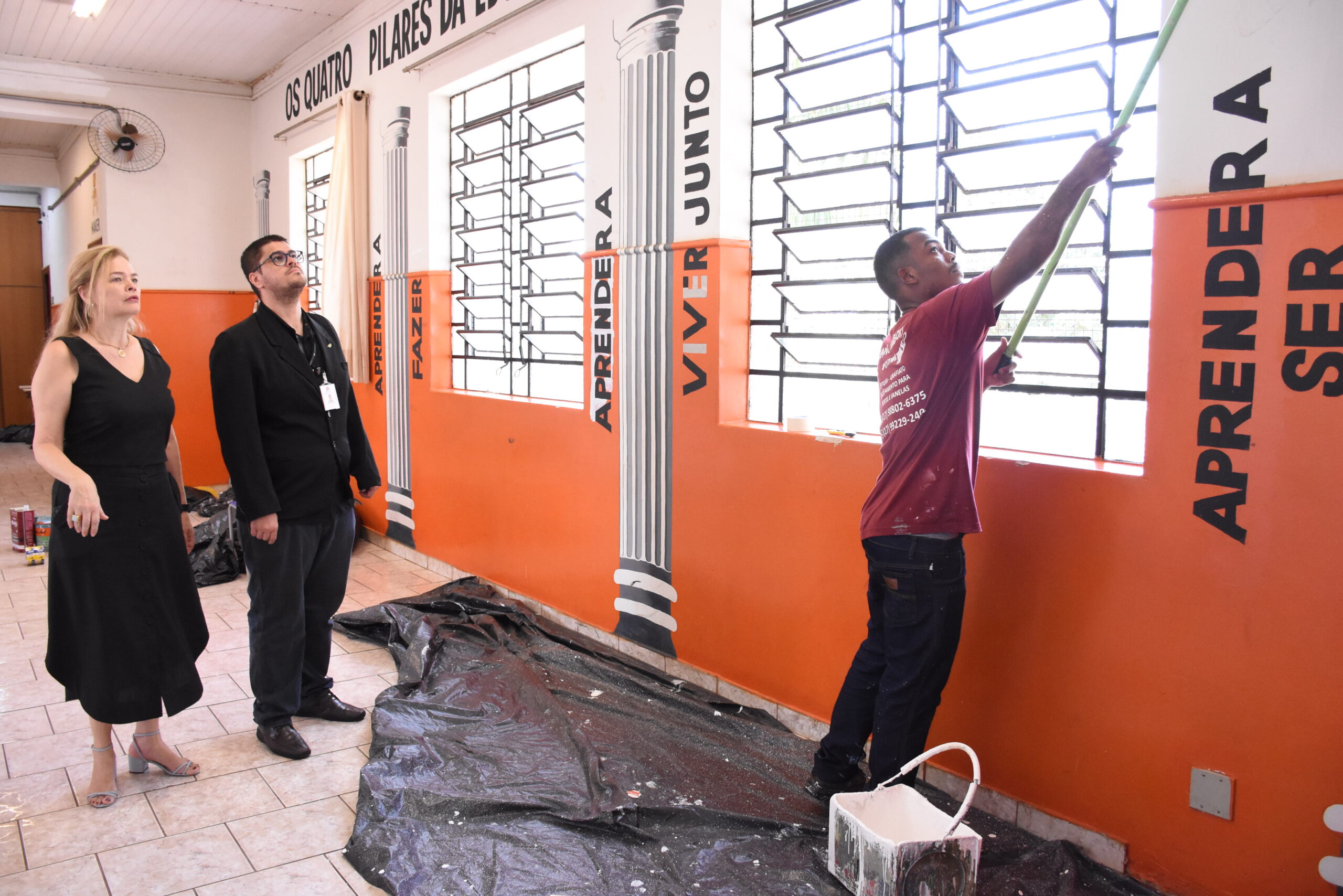 Escola da rede estadual recebe pintura para volta às aulas