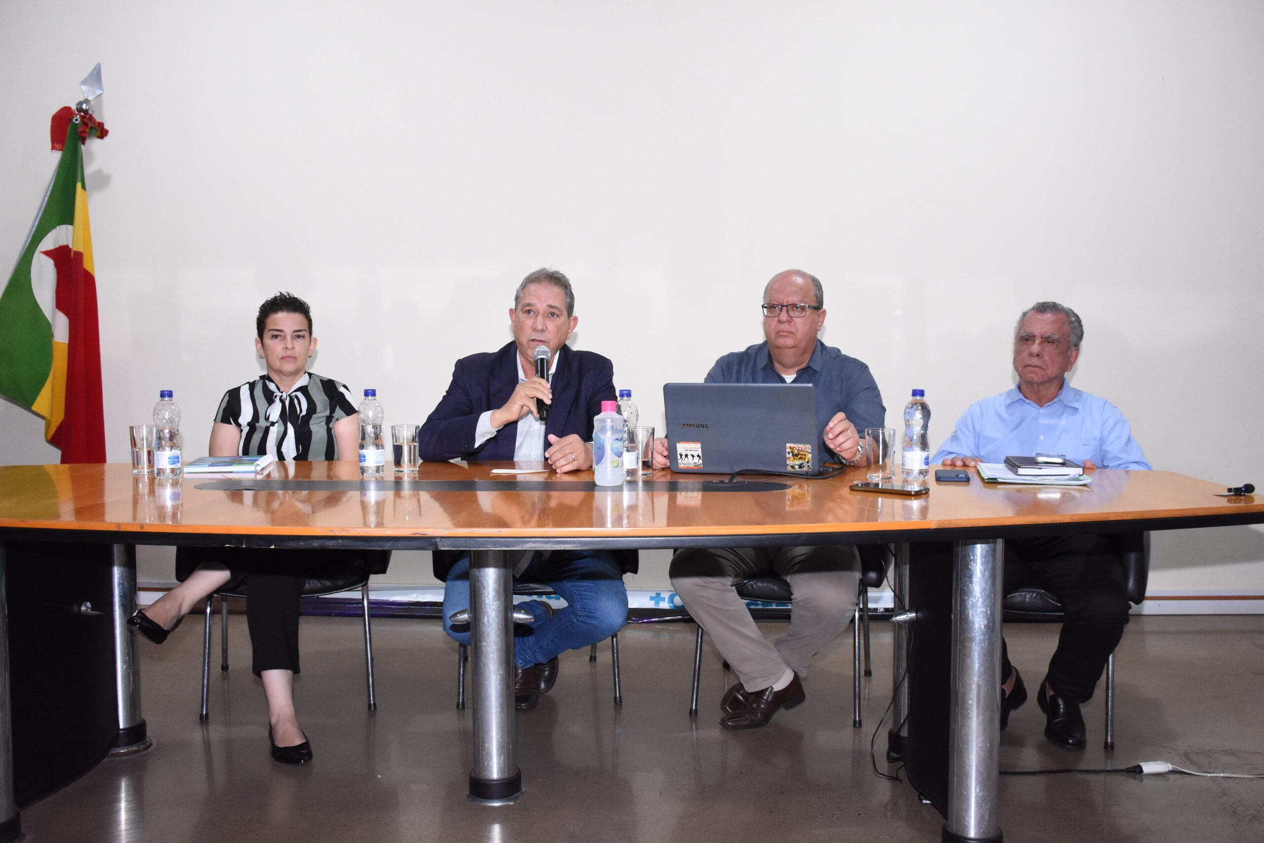 Gestão Odair Silva anuncia prefeitura com dívida de R$ 141 milhões