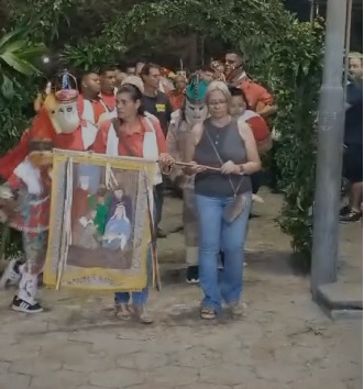 Procissão de Santos Reis mantém tradição em Barretos
