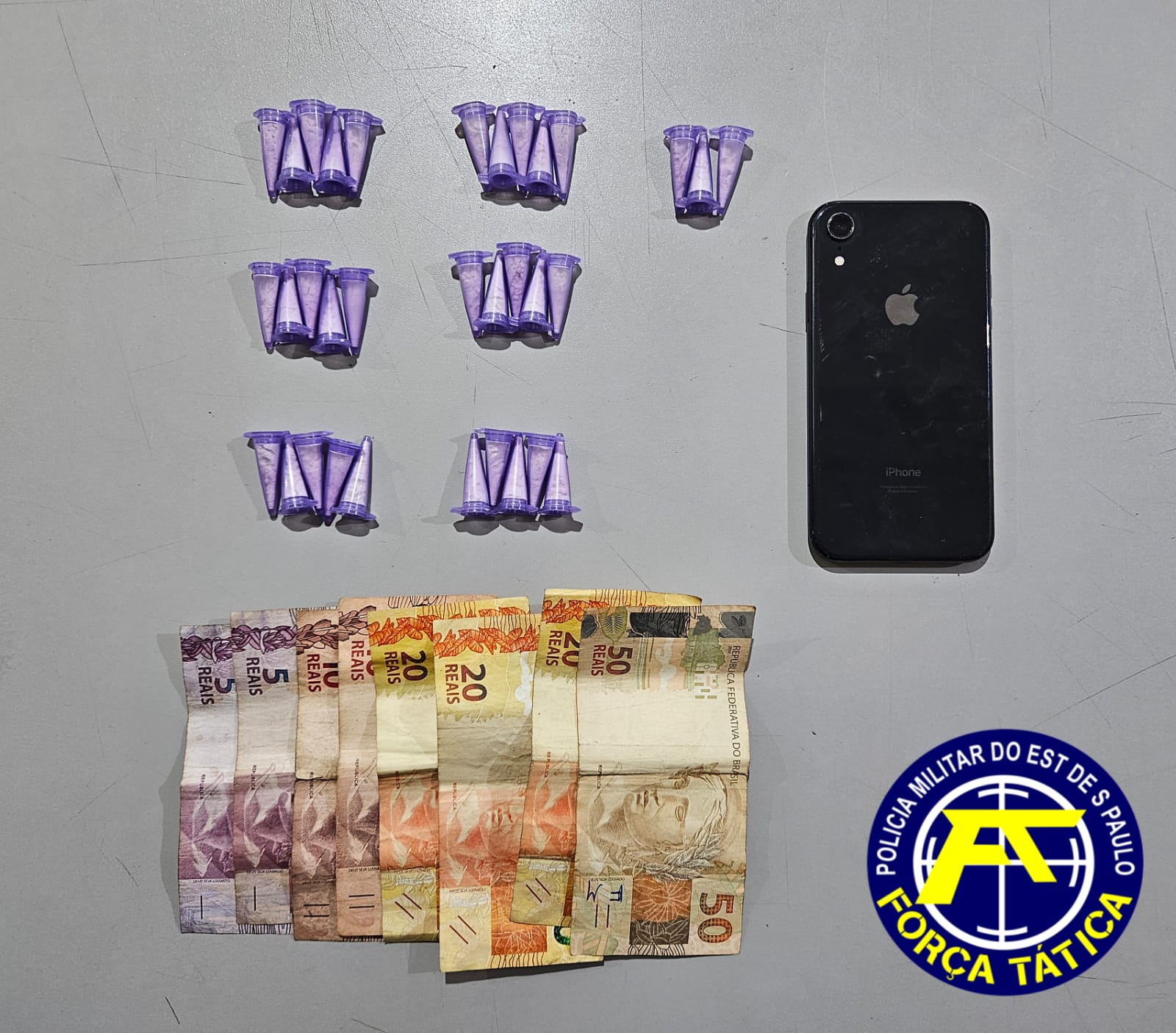 Polícia Militar aborda adolescente envolvido com tráfico