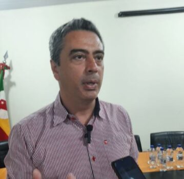 Kleber Rosa falou sobre a importância das ações de limpeza da cidade Kleber Rosa falou sobre a importância das ações de limpeza da cidade
