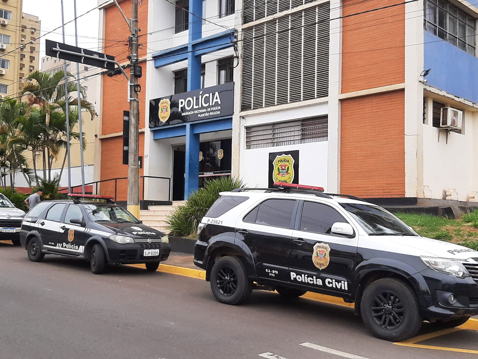 Suspeitos de praticarem golpes são identificados pela Polícia