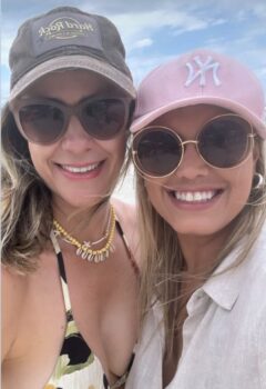 Raquel do Carmo Anastácio e a cunhada Lilia Anastácio Viagem em família
