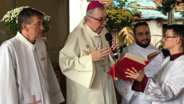 O Dia de Santos Reis foi comemorado com a celebração de quatro missas ao lado da capela e também com diversas Companhias de Folias de Reis realizando cantorias e pagando promessas.