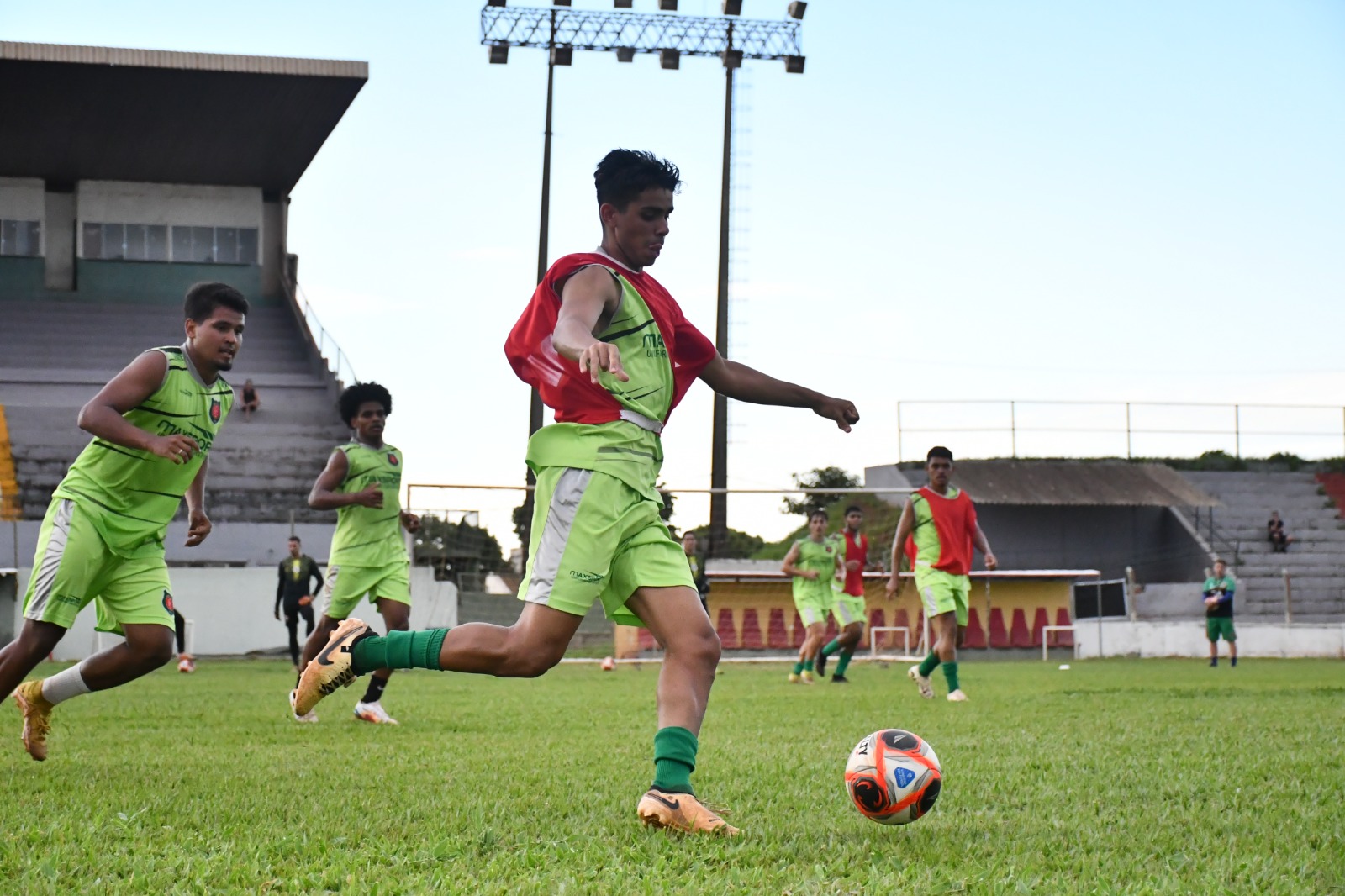 BEC realiza  terceiro jogo-treino em Sertãozinho