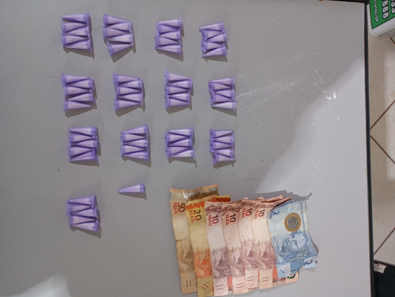 PM faz apreensão de drogas durante operação no Dom Bosco