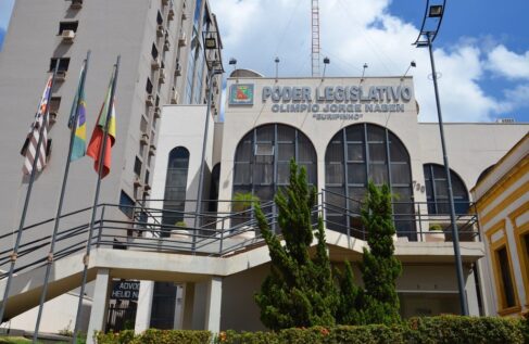 Sessão extraordinária será na próxima segunda-feira, dia 27 Sessão extraordinária será na próxima segunda-feira, dia 27