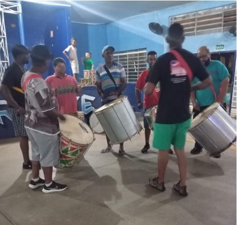 Liberdade realiza ensaio técnico de percussão da bateria