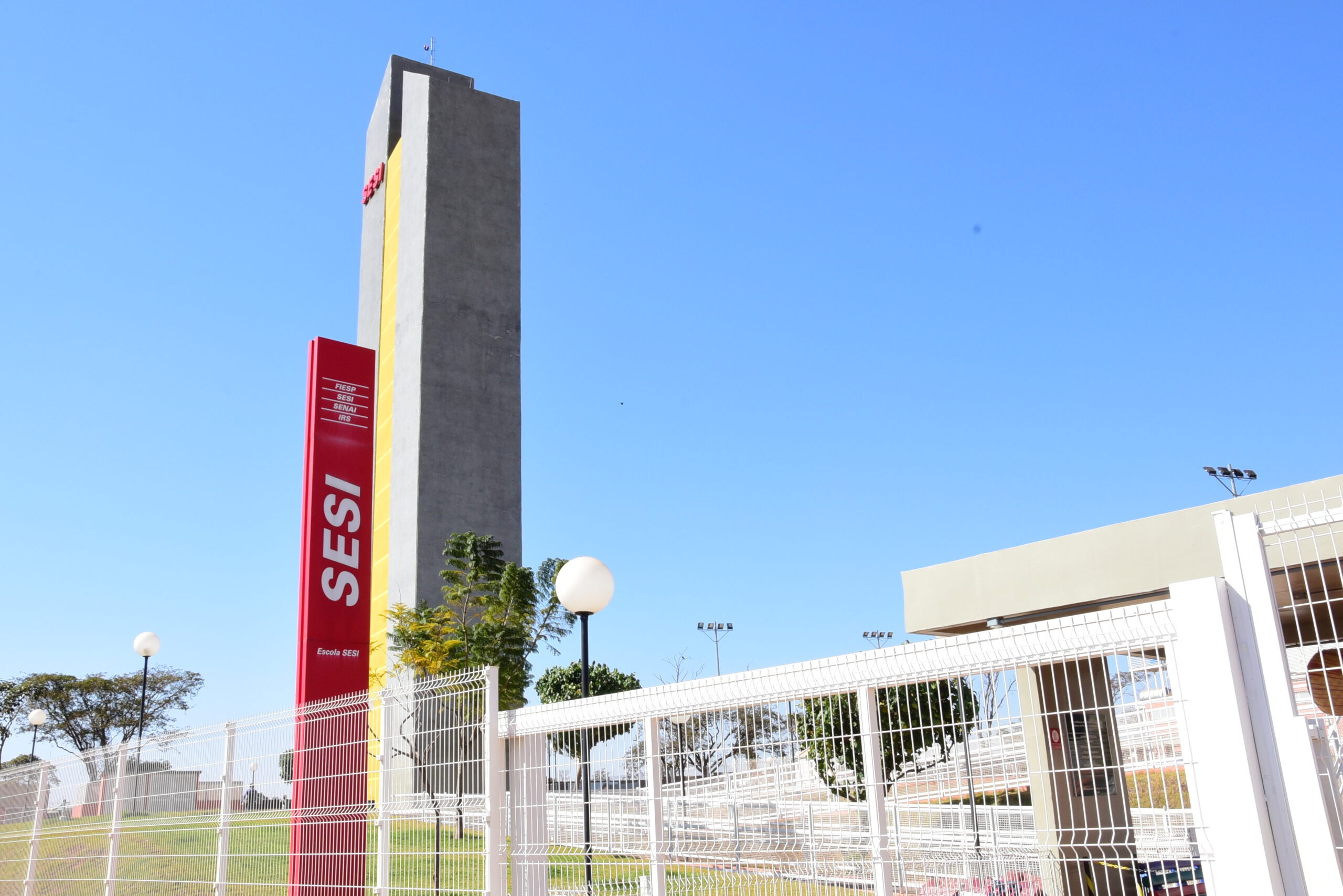 Vagas na Educação de Jovens e Adultos têm opção profissionalizante