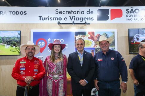 CVC COMTUR COMTUR na convenção nacional de operadora de viagens em SP