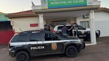 Acusado passou por exame médico antes de ser levado para a cadeia de Colina