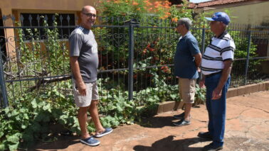 CASA ABANDONADA CASA ABANDONADA INCOMODA VIZINHOS