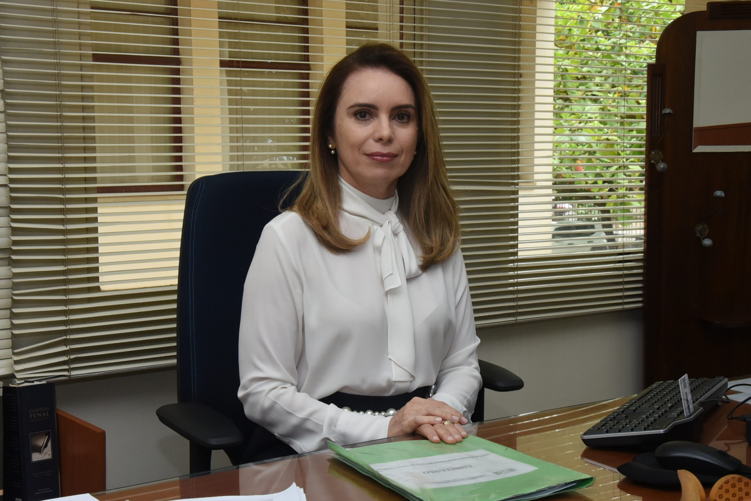 Diretora do Fórum confirma participação no Verdade Total