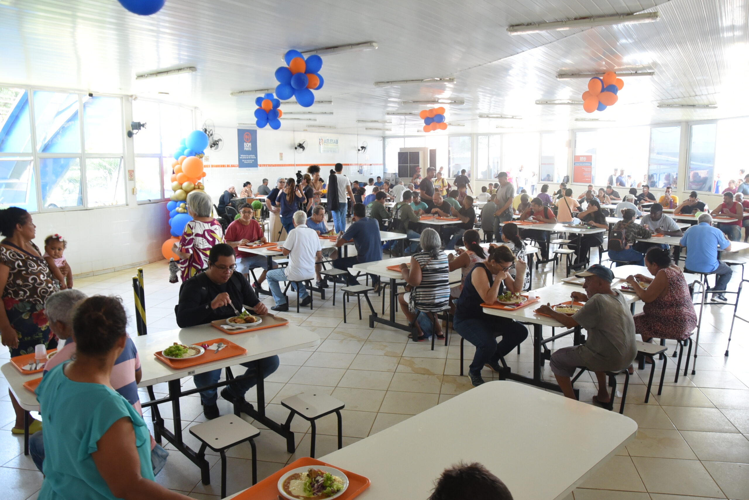  Mil refeições são distribuídas no aniversário do Bom Prato