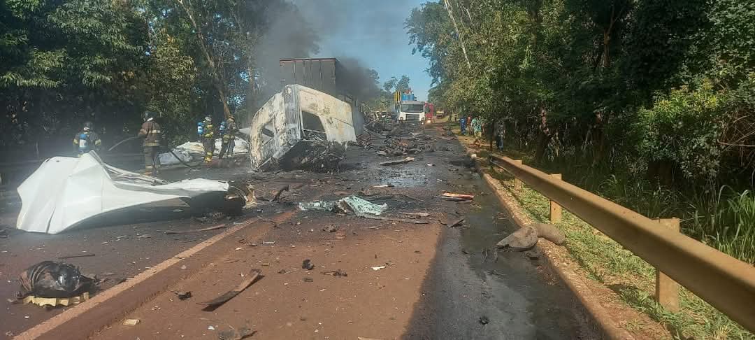 Polícia Civil confirma investigação e identifica motoristas mortos em acidente