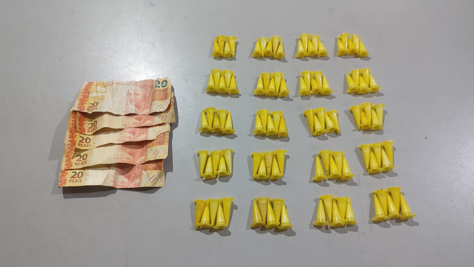 Adolescente é apreendido por tráfico no conjunto Newton Sopa
