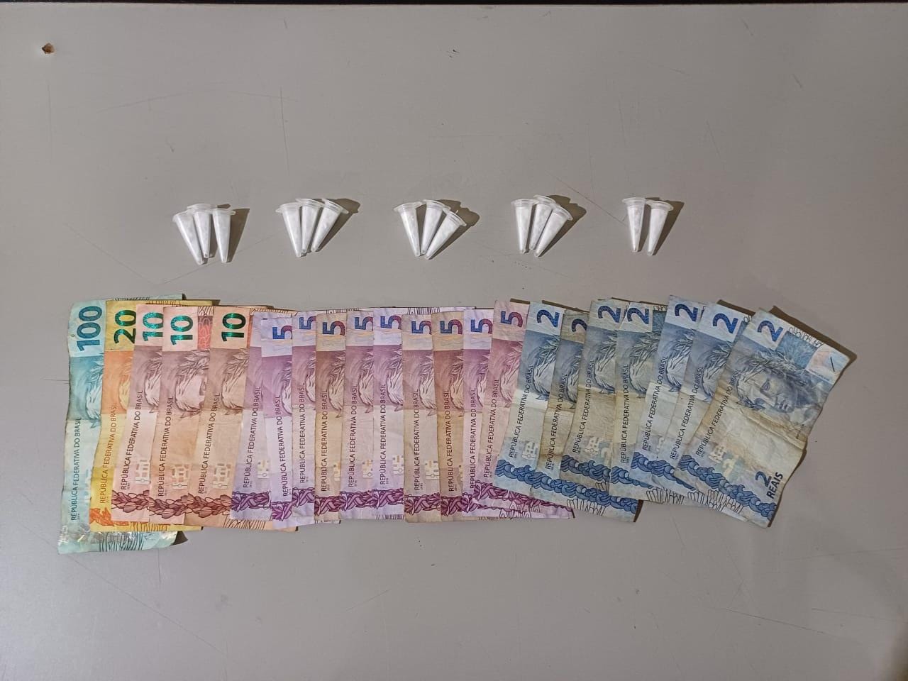 Polícia Militar detém suspeito na prática de tráfico de entorpecente