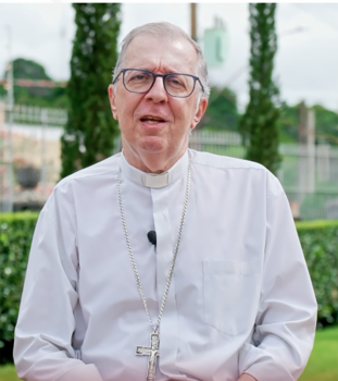 Dom Milton convida para a inauguração em 14 de fevereiro (Reprodução) Uma comitiva da Diocese de Barretos, liderada pelo bispo Dom Milton Kenan Júnior e os padres do clero viajaram nesta segunda-feira (26), para Aparecida/SP.