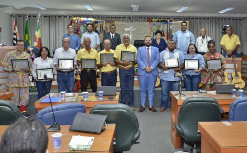 Homenagem reuniu também autoridades e convidados na noite de quinta-feira, dia 27 (Comunicação Câmara)