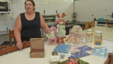 . A capacitação oferece técnicas para a produção de ovos tradicionais, ovos de colher, bombons e trufas