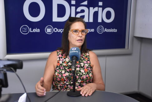 Secretária Mirka Costa informou sobre cadastro reserva de professores