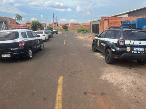 Polícia Civil cumpre mandado de busca em investigação de furto e receptação de fios (Foto: O Diário de Barretos) Polícia Civil cumpre mandado de busca em investigação de furto e receptação de fios (Foto: O Diário de Barretos)