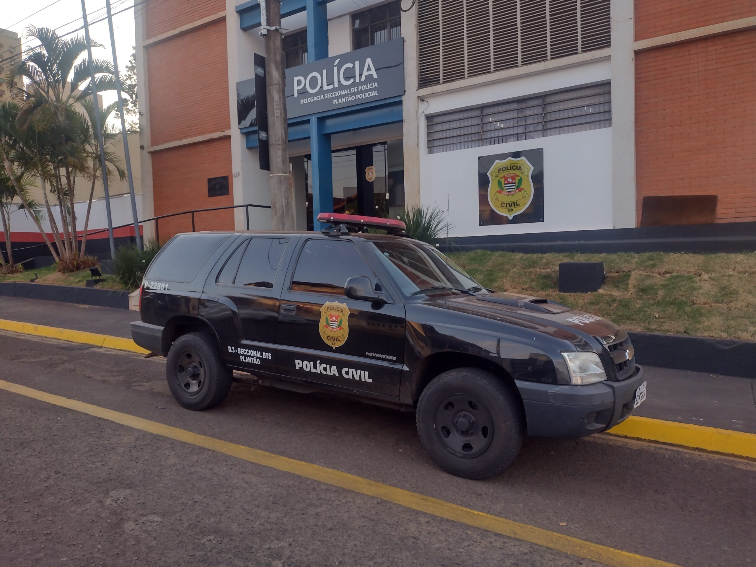 Auxiliar administrativa denuncia golpe do boleto falso