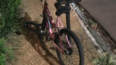 Acidente de trânsito deixa duas pessoas feridas em Barretos (Foto: O Diário de Barretos) Acidente de trânsito deixa duas pessoas feridas em Barretos (Foto: O Diário de Barretos)