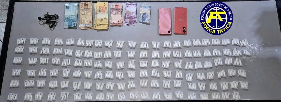 PM detém autor e apreende mais de meio quilo de cocaína