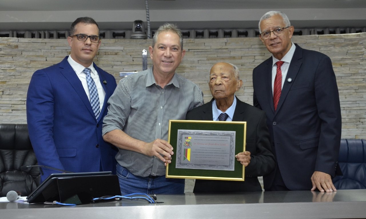 Pastor de 99 anos recebe título de Cidadão Honorário de Barretos