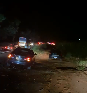 Colisão entre caminhão e caminhonete provoca morte e deixa feridos em vicinal