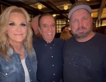 O CEO Henrique Prata, do Hospital de Amor teve reencontro com o amigo e ídolo da música country, Garth Brooks, e a bela Trisha. Garth Broks confirmou e rede social que fará mais um espetáculo com renda 100% revertida aos pacientes do Hospital de Amor em 2026! A data e o local, que poderá ser no Brasil ou nos Estados Unidos, serão definidos nos próximos meses. Sucesso!