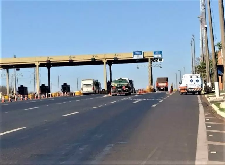 Cobrança de pedágio para motos começa nas rodovias da região  