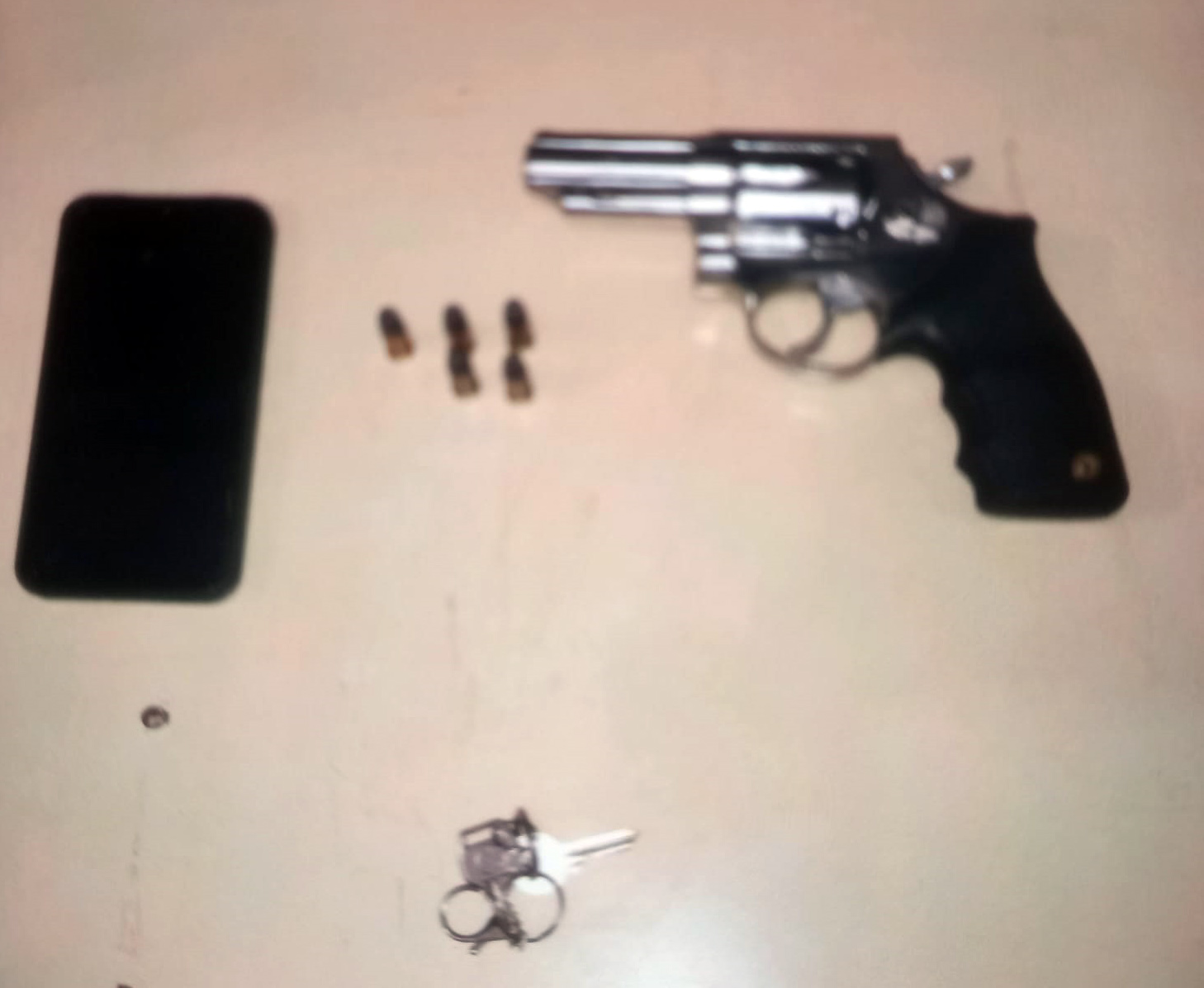 Homem é detido pela GCM com arma em Bebedouro