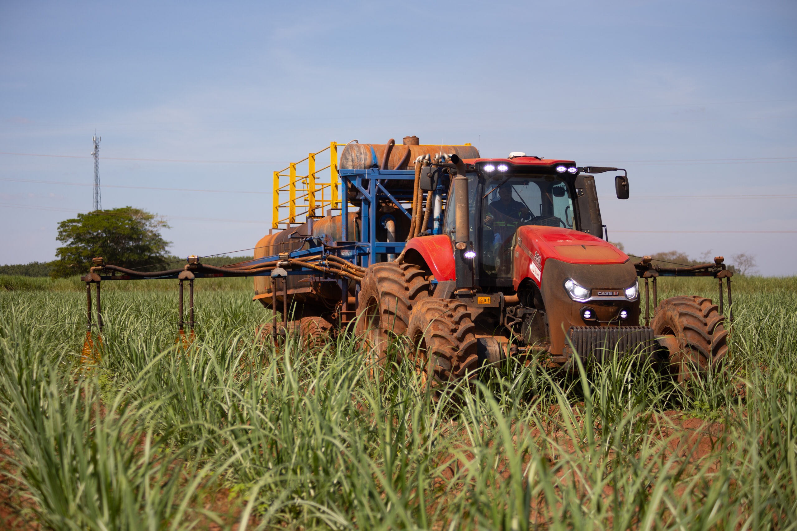 Aplicação de vinhaça é alternativa da Tereos para irrigar canaviais