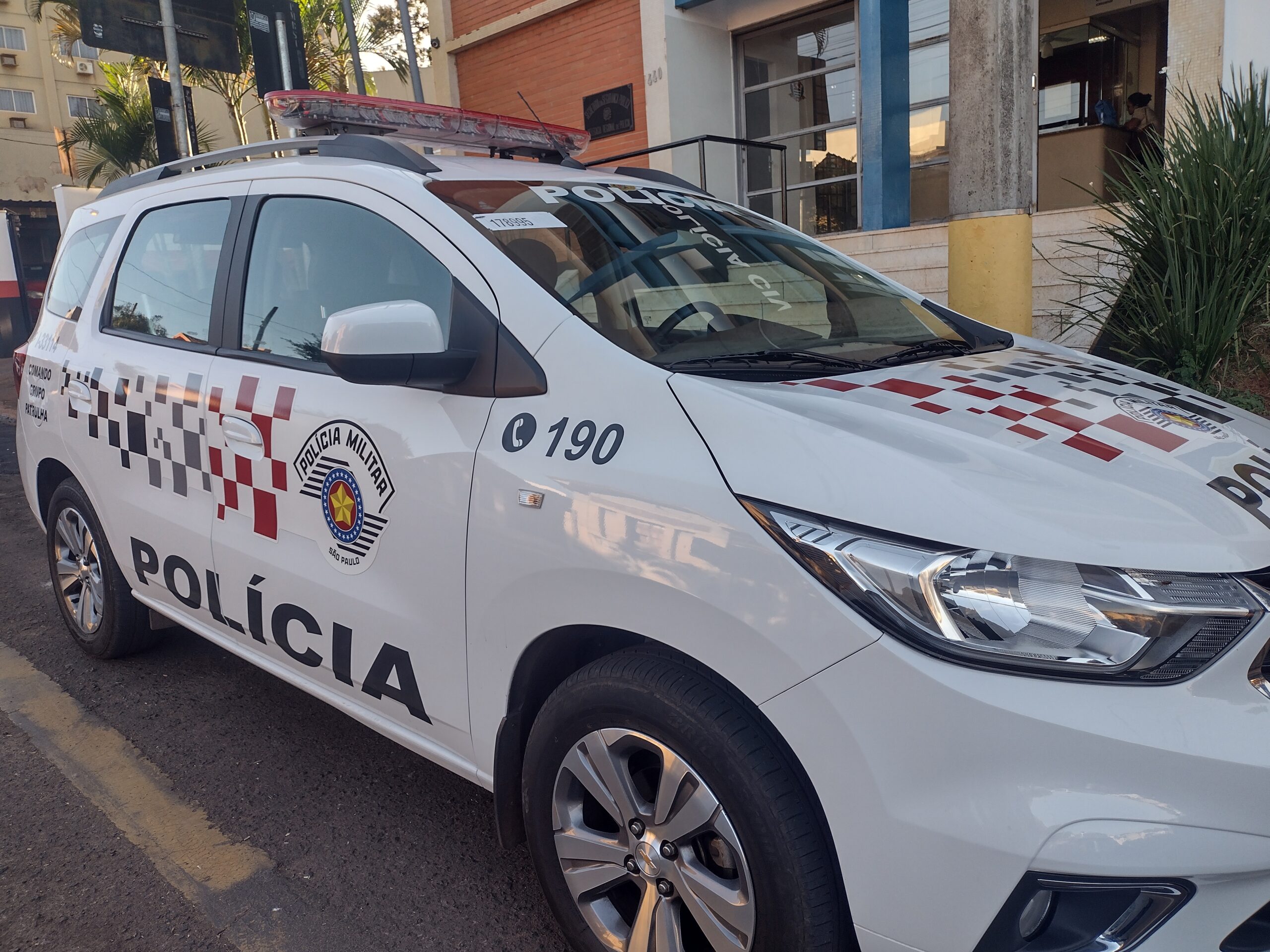 Mecânico é encontrado morto em apartamento