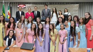 O Dia das Meninas Arco-Íris foi comemorado na noite da última quinta-feira (25, durante Sessão Solene na Câmara de Barretos.