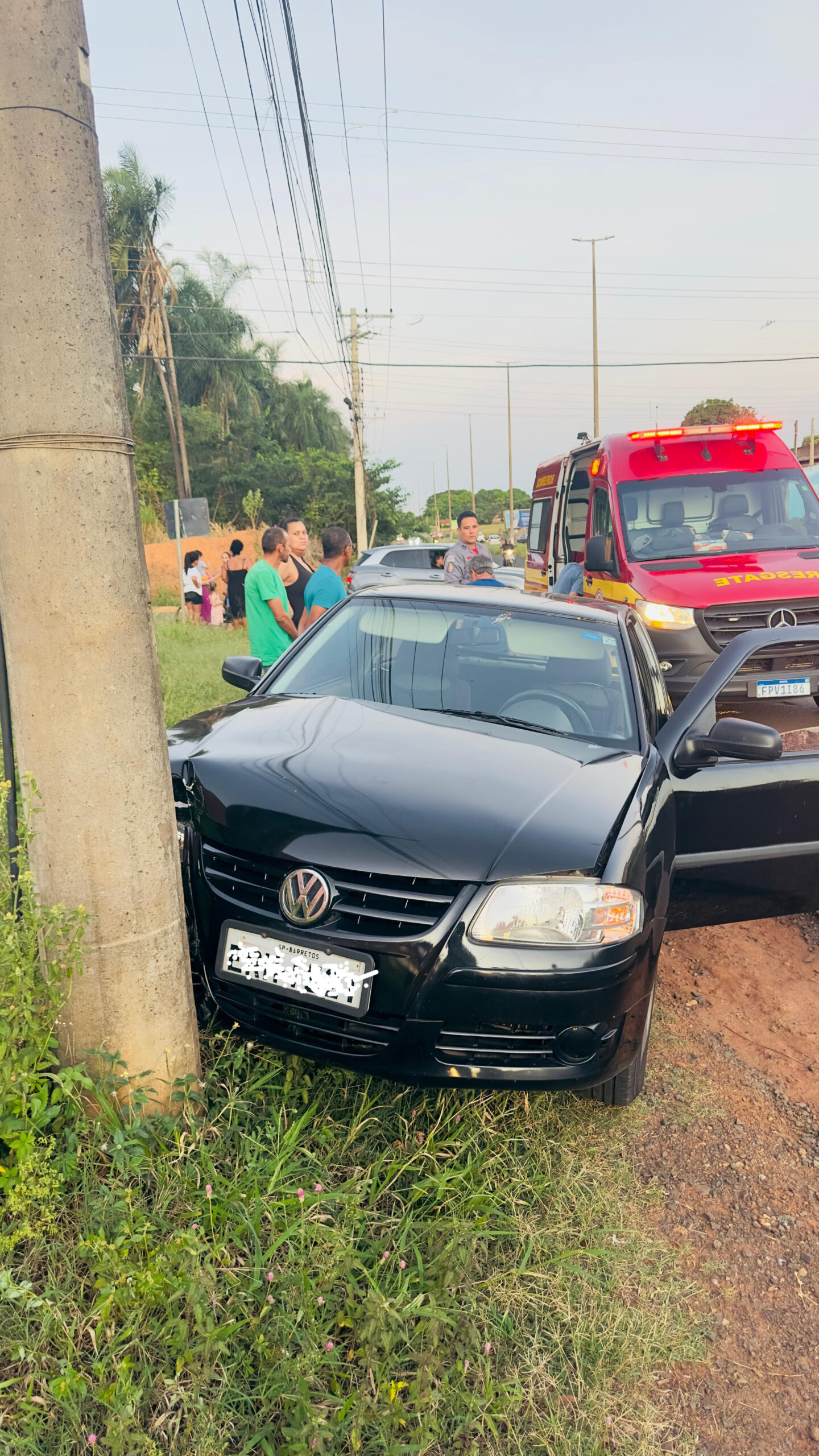 Acidente na avenida Loja Maçônica Fraternidade Paulista