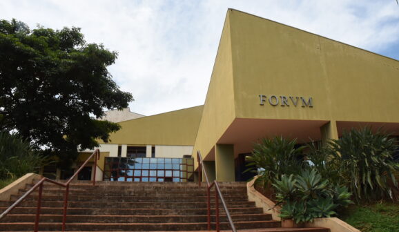 PROMOTORIA FUNCIONA NO FÓRUM