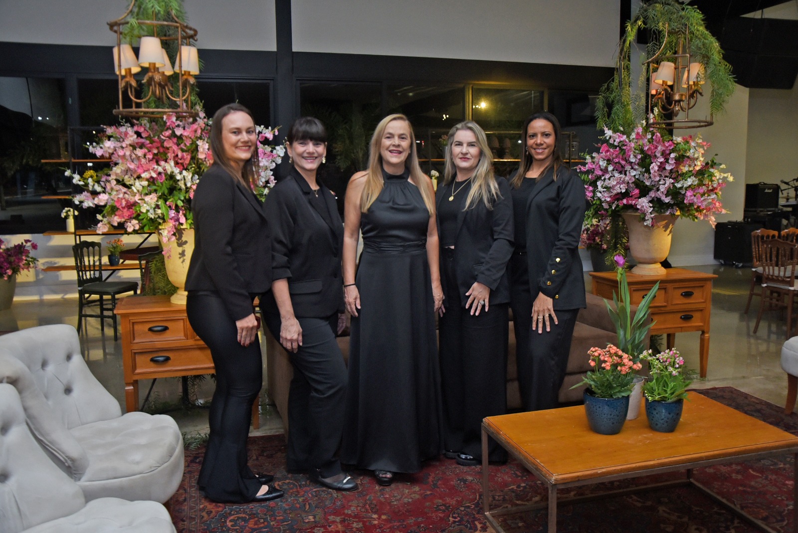 Receptivo elegante e organizado!
