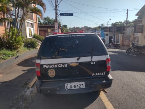 Empresário procura a polícia e denuncia estelionato (Foto: O Diário de Barretos) Empresário procura a polícia e denuncia estelionato (Foto: O Diário de Barretos)