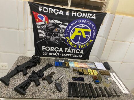 PM aborda suspeito e apreende armamento e munições em Bebedouro (Foto: O Diário de Barretos) PM aborda suspeito e apreende armamento e munições em Bebedouro (Foto: O Diário de Barretos)