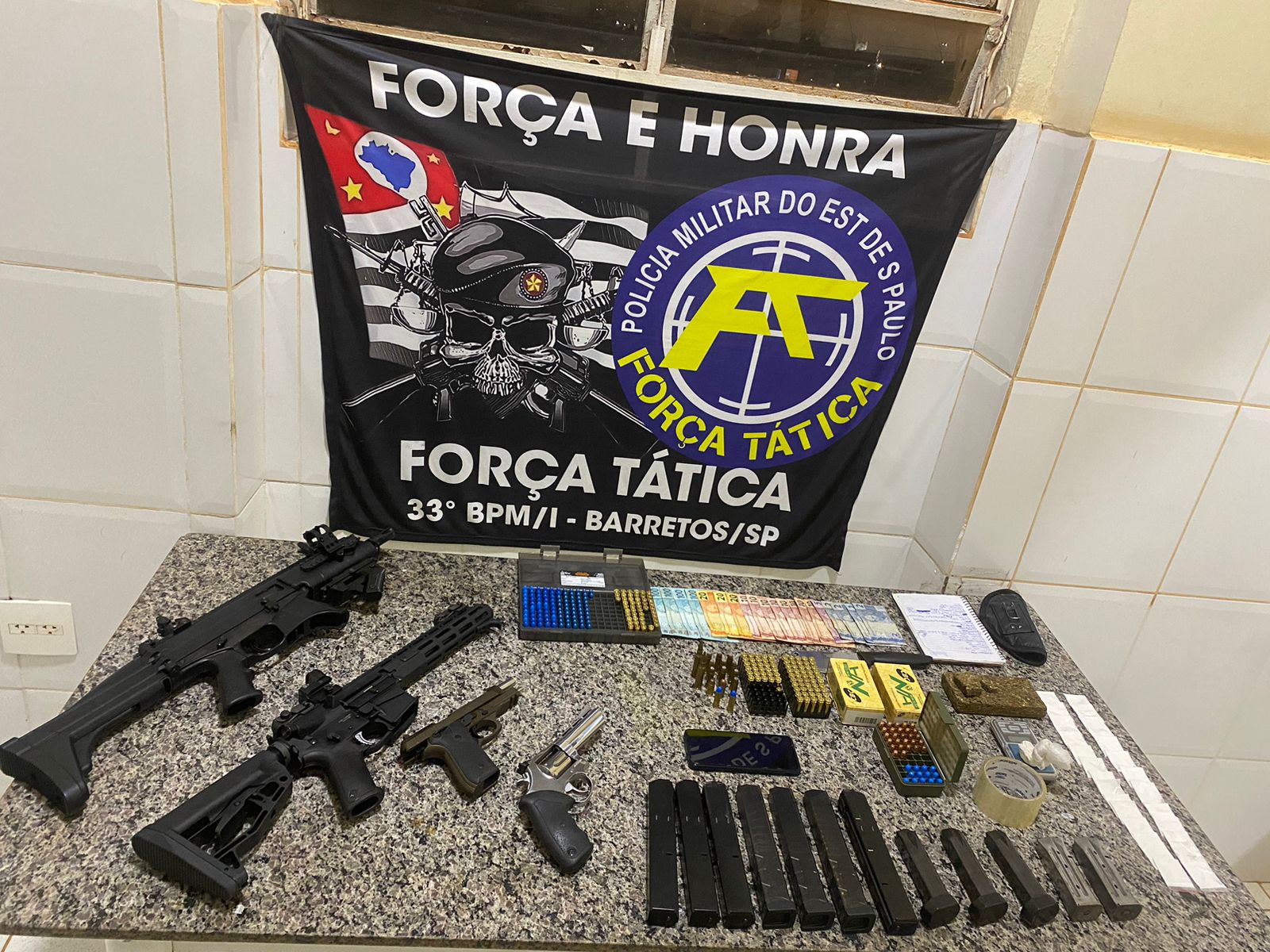 PM aborda suspeito e apreende armamento e munições em Bebedouro