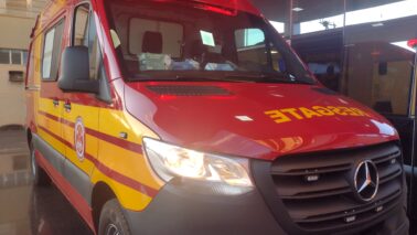 Acidente de trânsito com quatro vítimas mobiliza equipes de resgate em Barretos (Foto: O Diário de Barretos)