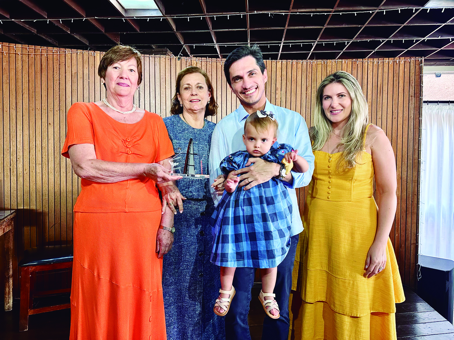 Diretor do GMB é homenageado em Feijoada do Clube das Mãezinhas
