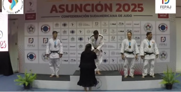O judoca barretense Thiago Augustinho Leal Leite sagrou-se tetracampeão no Campeonato Sul-Americano de Kata e Veteranos que aconteceu na cidade de Assunção