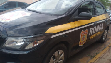 Autor é preso durante furto em central de alimentos da prefeitura (Foto: O Diário de Barretos) Autor é preso durante furto em central de alimentos da prefeitura (Foto: O Diário de Barretos)