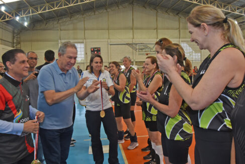 TIN_0674 A 27ª edição dos Jogos da Melhor Idade (JOMI) foi na manhã de domingo (25), com a cidade de Barretos na 6ª colocação, superando a 10ª posição, obtidas nos jogos de 2024.