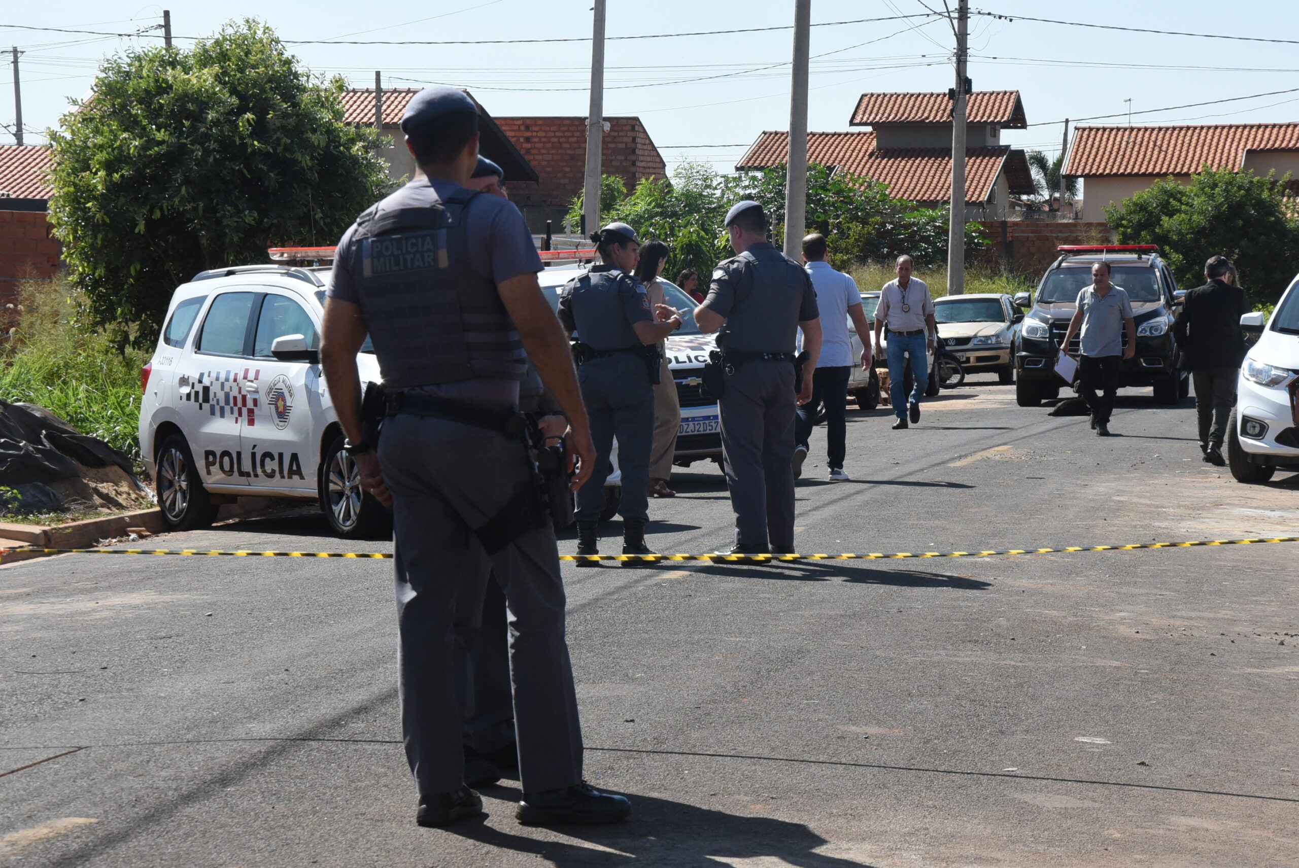 Comerciante é morto a tiros por vizinho após discussão no Jardim Anastácio II